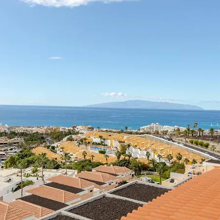 Paradise Court Ocean View Apartment *